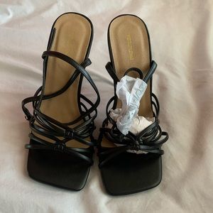 Black Square Knotted Heeled Sandals, size UK 3/EU 36/US 5